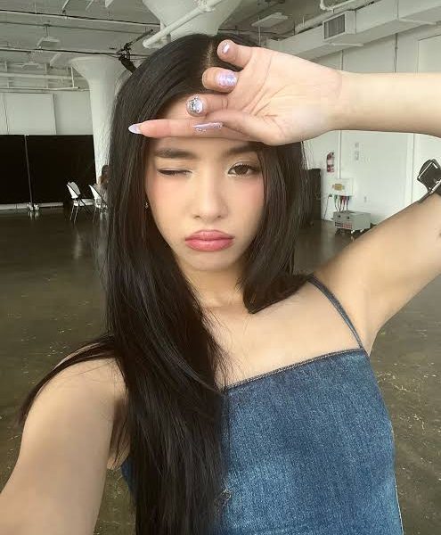 KATSEYE sofia