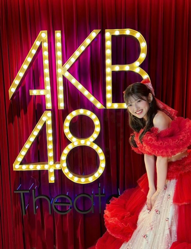 Murayama Ayaka death threatperson' '' '' '' '' '' '' 'lights' 'redcurtain' 'smile.