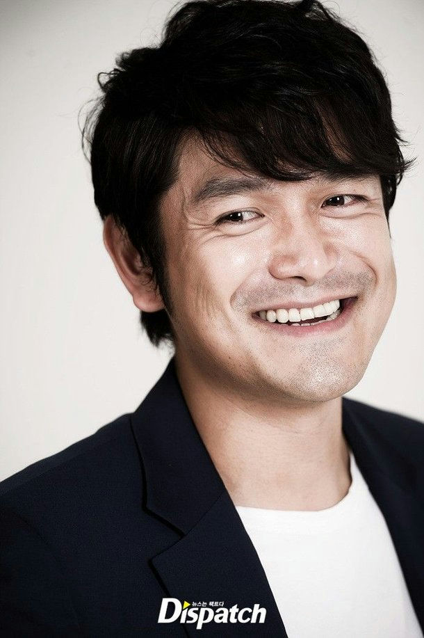 Lee Ji-hoon domestic violence denialperson' 'smile' 'portrait' 'suit' '' 'sian.