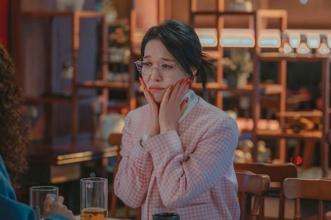 Uhm Jung-hwa Song Seung-heon My Troublesome Starpeople' 'sadness' 'anxiety' 'glasses' 'cafe.