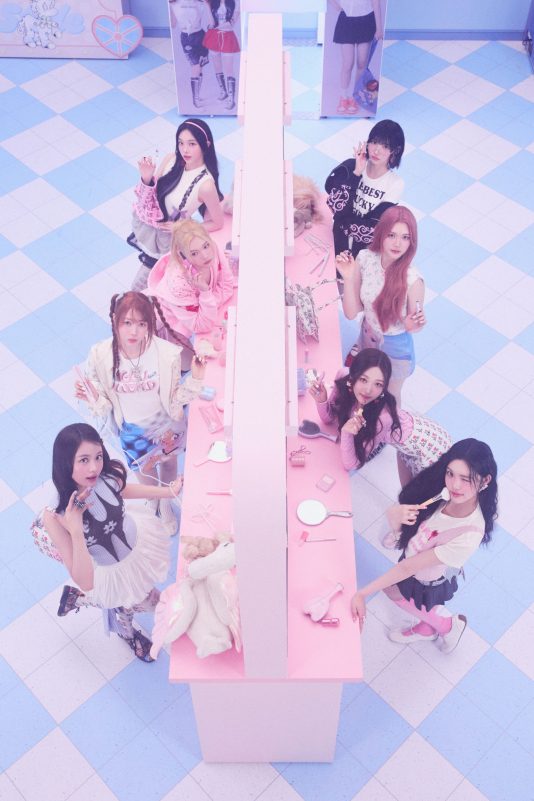 Hearts2Hearts 'STYLE' Image Teaser