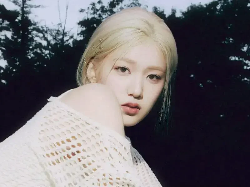 yoon ji yoon leaves izna
