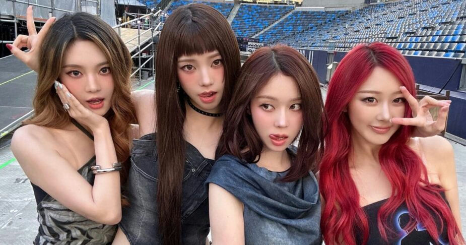aespa real visual debatepeople' 'four' 'posing' 'makeup' 'hair.