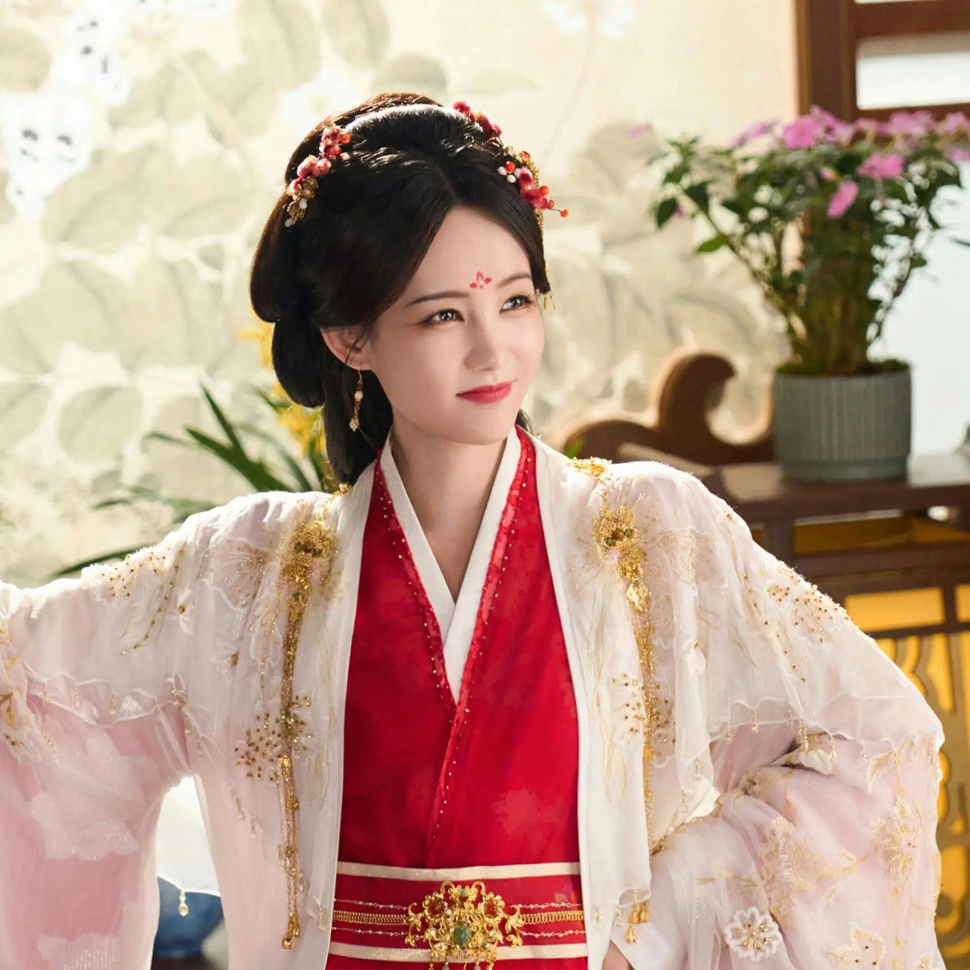 chinese actresses beautiful smiles