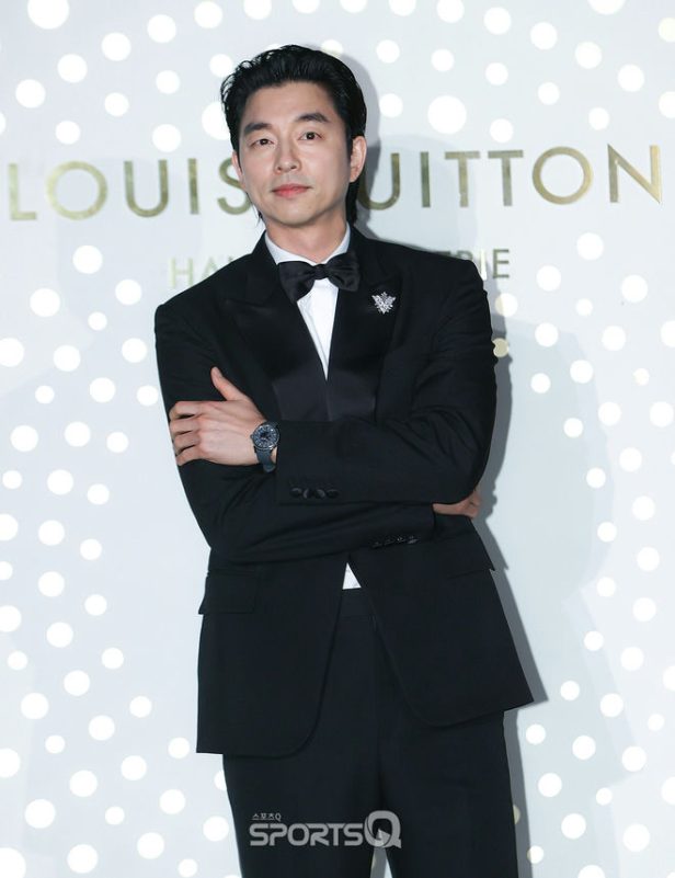 Gong Yoo Louis Vuitton Seoul eventpeople' '' 'ong' 'oo' 'suit' 'bowtie' 'watch.