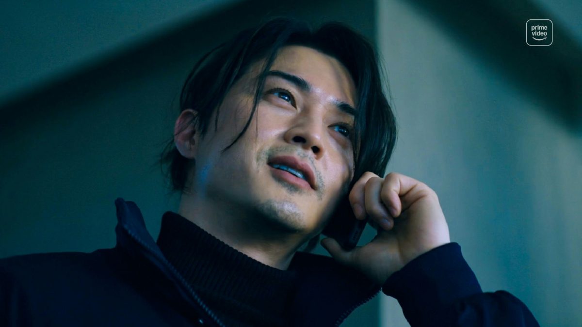 Kim Ji-hoon Butterfly roleperson' 'phonecall' 'expression' 'low' 'angle' 'jacket.