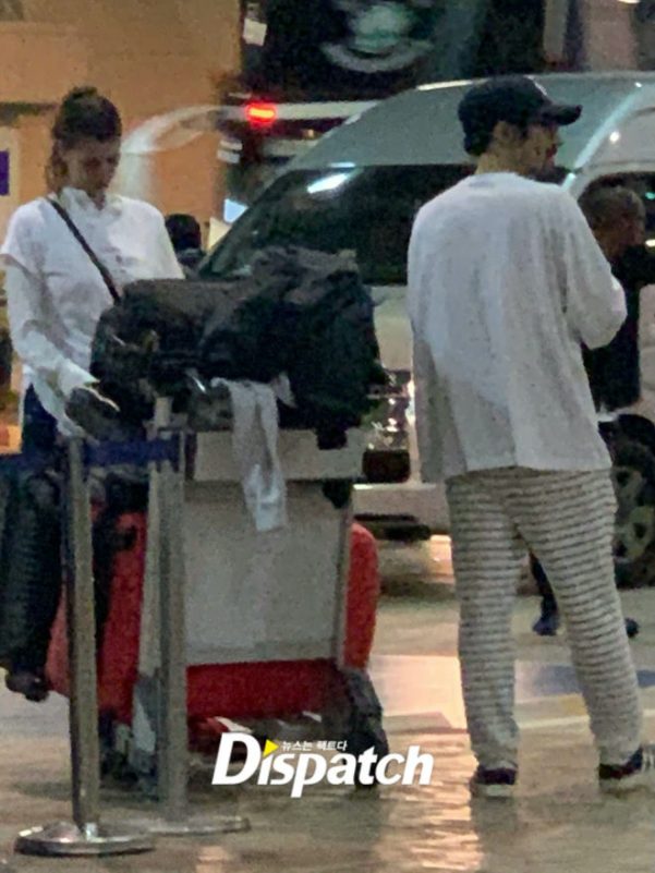 Ryu Seung-bum family outing people' '' 'irport' '' 'uggage' '' 'asual' '' 'ravel.