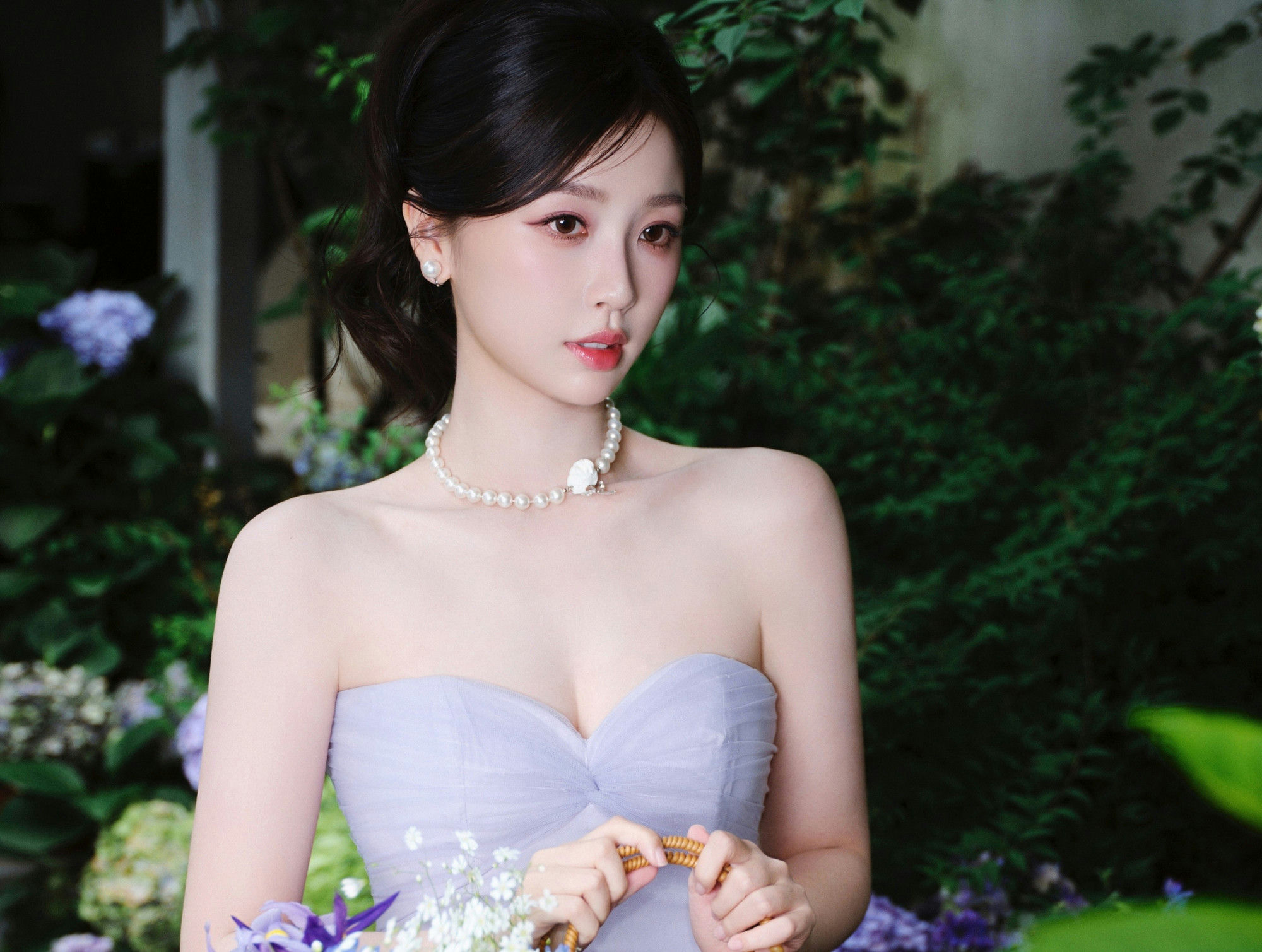 Esther Yu scandalperson' 'woman' 'dress' 'pearls' 'flowers.