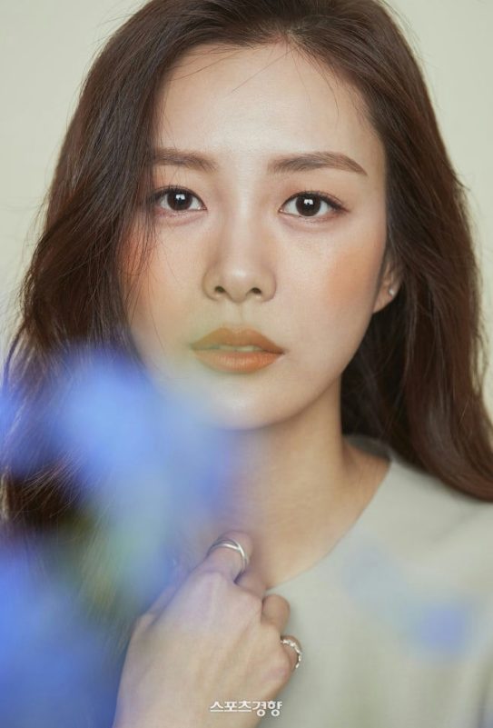 Song Da Eun Possible Exit From Entertainment Industrypeople' 'portrait' 'brunette' 'rings' 'makeup.