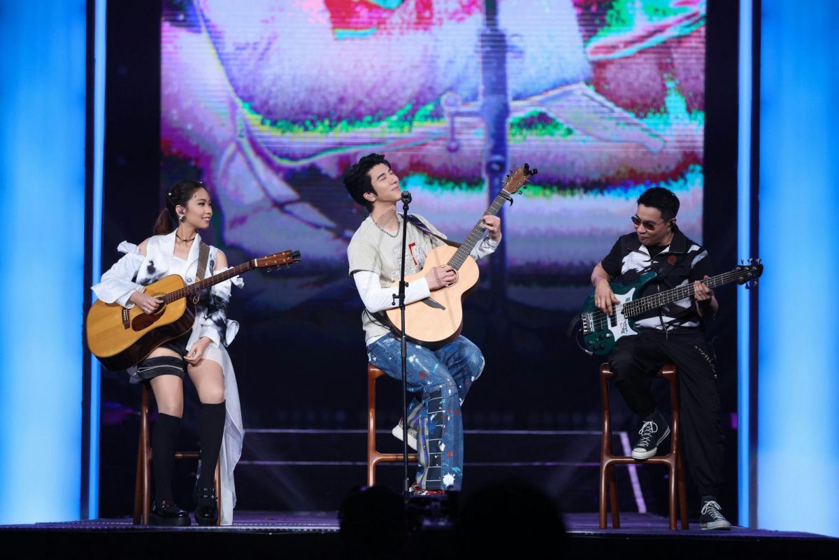 Wang Leehom timeless visual' '' 'guitars' 'stage' 'music' 'performance.