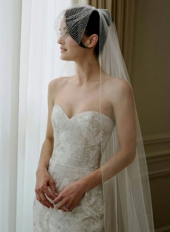 Chloë Grace Moretz Kate Harrison weddingwoman' 'veil' 'wedding' 'dress' 'bride.