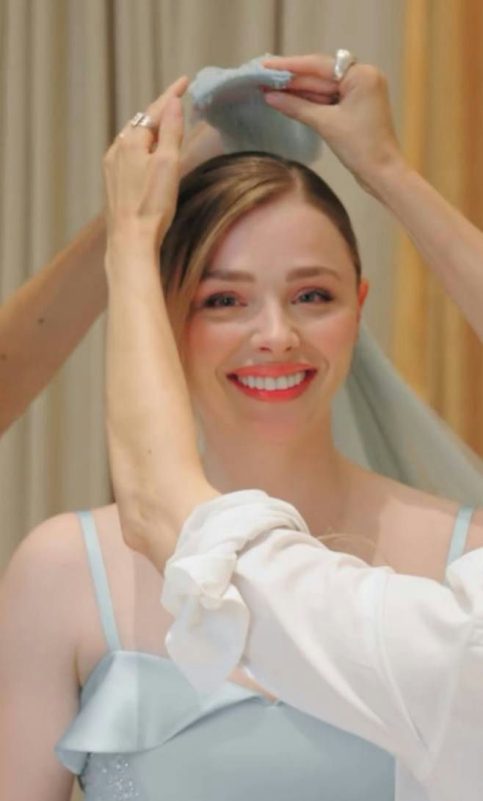 Chloë Grace Moretz Kate Harrison wedding' '' '' 'ride' '' 'eil' '' 'mile' '' 'reparation.