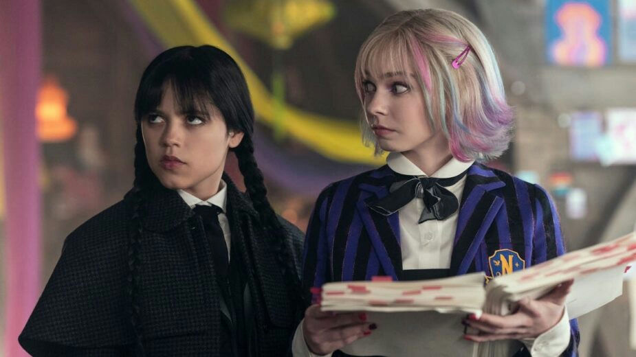 Emma Myers BLACKPINK backlashpeople' '' 'ednesday' '' 'nid' 'uniform' 'pigtails' 'school.