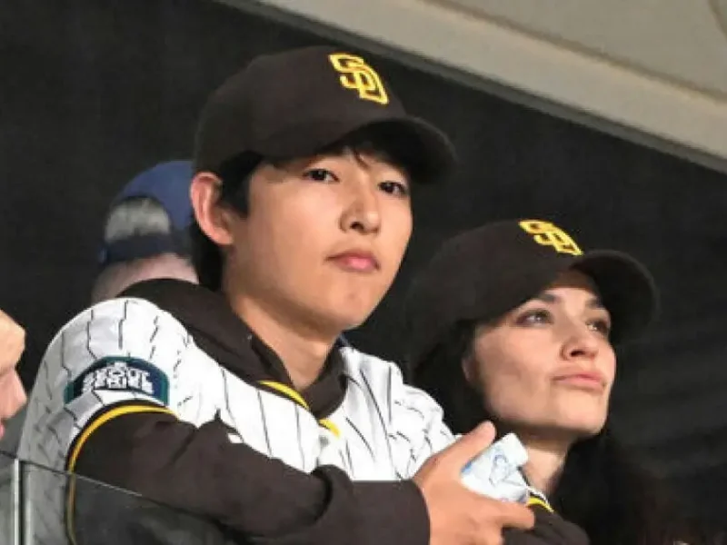 song joong ki itaewon daily life