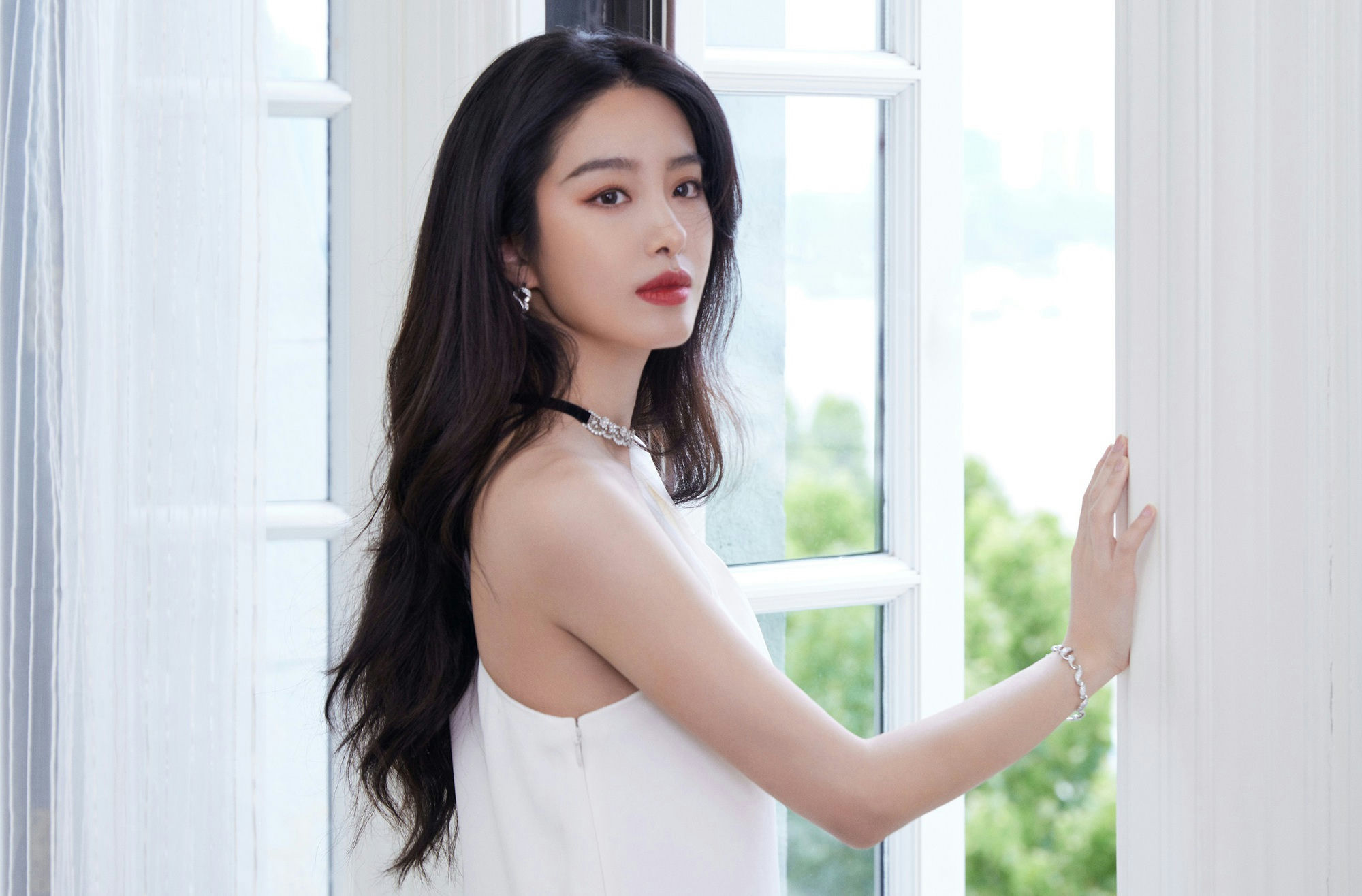 Liu Yifei look-alikesperson' 'woman' 'white' 'dress' 'jewelry' 'window.