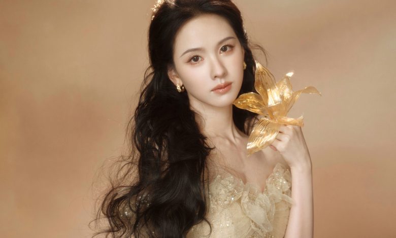 Liu Yifei look-alikespeople' 'woman' 'flower' 'crown' 'gown' 'gold.