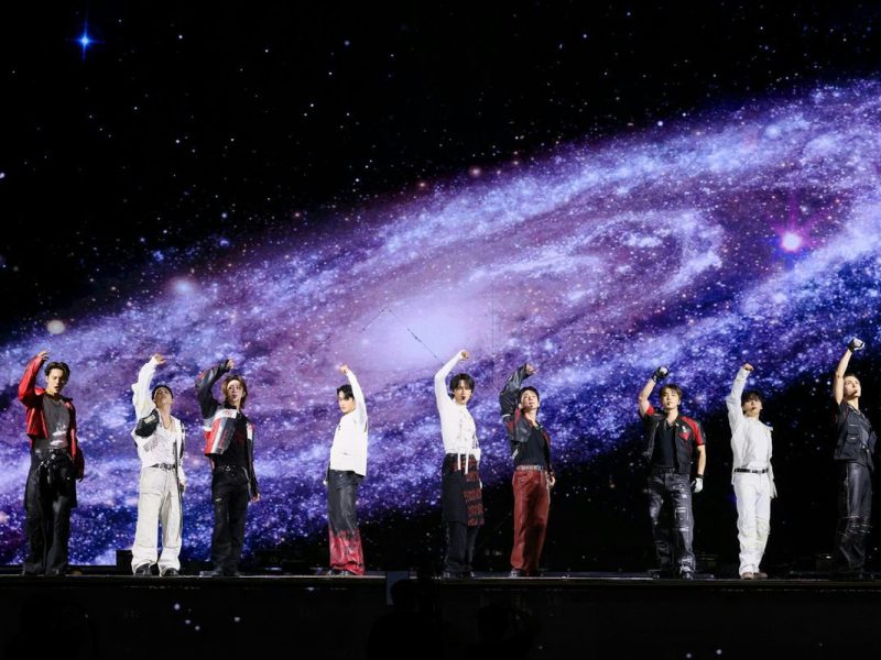 SEVENTEEN concert firework accidentpeople' '' '' '' '' 'galaxy' 'stage' 'performance.