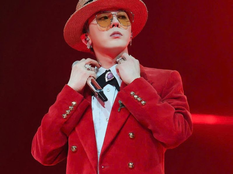 BIGBANG Coachella 2026 lineuppeople' '' '' '' 'ragon' 'redsuit' 'hat' 'bowtie.