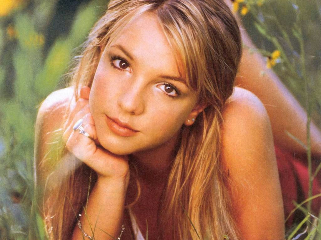 Britney Spears youth pop princesspeople' '' 'ritney' '' 'pears' 'lying' 'down' 'blonde' 'hair' 'ring.