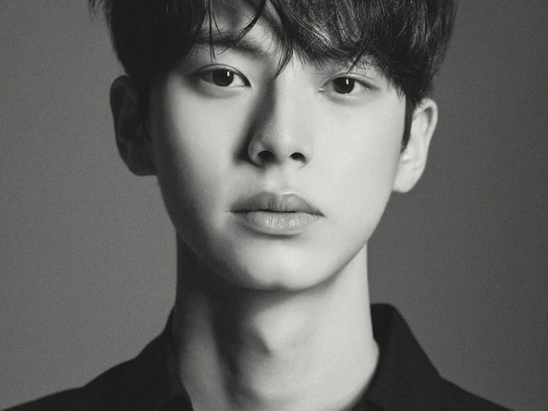 Lee Chae Min Bon Appétit, Your Majestyperson' 'portrait' 'black' 'and' 'white' 'handsome' 'serious.