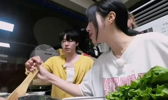 ahn jae hyun and tzuyang skinship