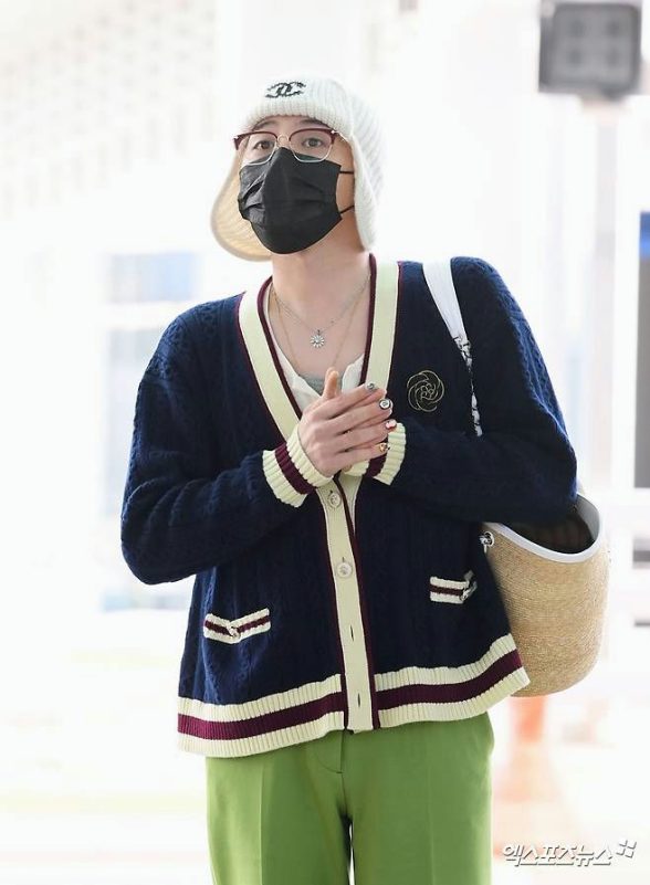 G-Dragon grandma-core airport fashionperson' 'mask' 'hat' 'cardigan' 'nails.