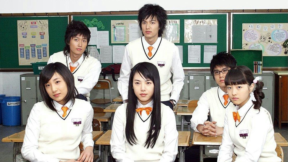 Lee Min Ho dramas and films' '' 'students' 'school' 'uniform' 'desks' 'classroom.
