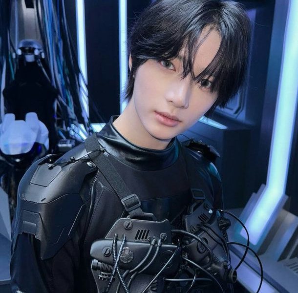 Beomgyu KakaoTalk updateperson' 'futuristic' 'wires' 'uniform' 'black.