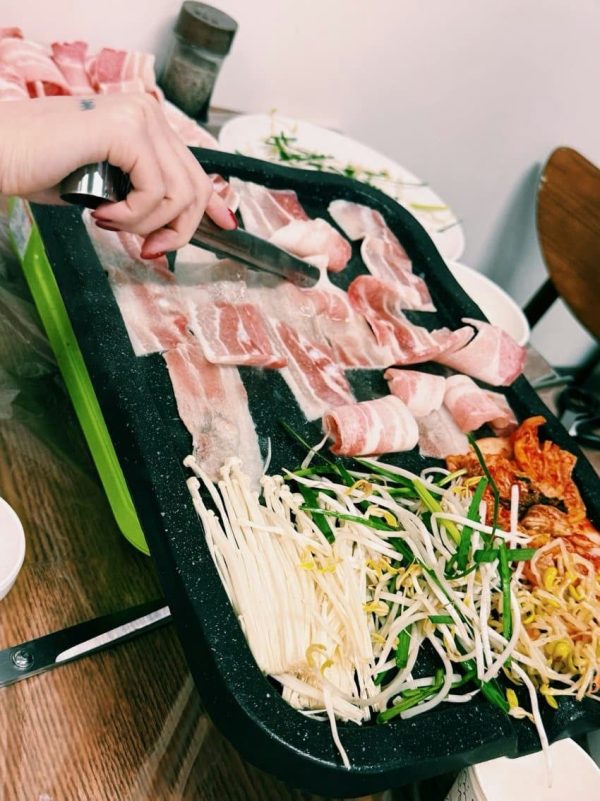i-dle Shuhua Soojin Instagram photopeople' '' 'and' '' 'orean' '' '' '' '' 'eat' '' 'egetables.