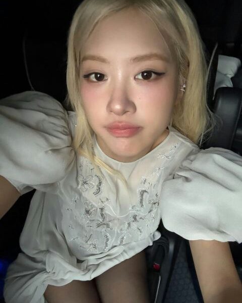 BLACKPINK Rosé live vocals Global Citizen Festivalperson' 'indoors' 'blonde' 'dress' 'portrait.
