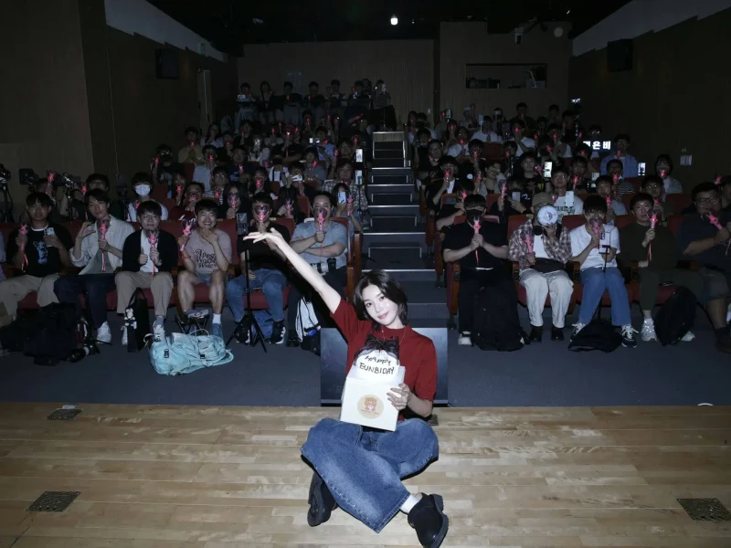 kwon eun bi birthday event reactions