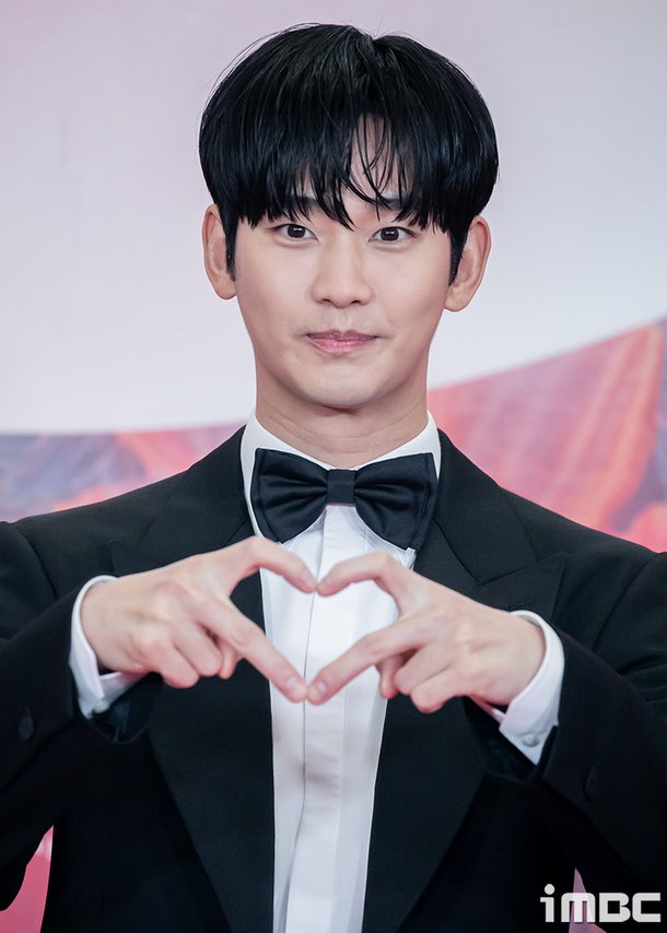 Kim Soo Hyun fandom secondary harmperson' 'man' 'tuxedo' 'heart' 'korean.