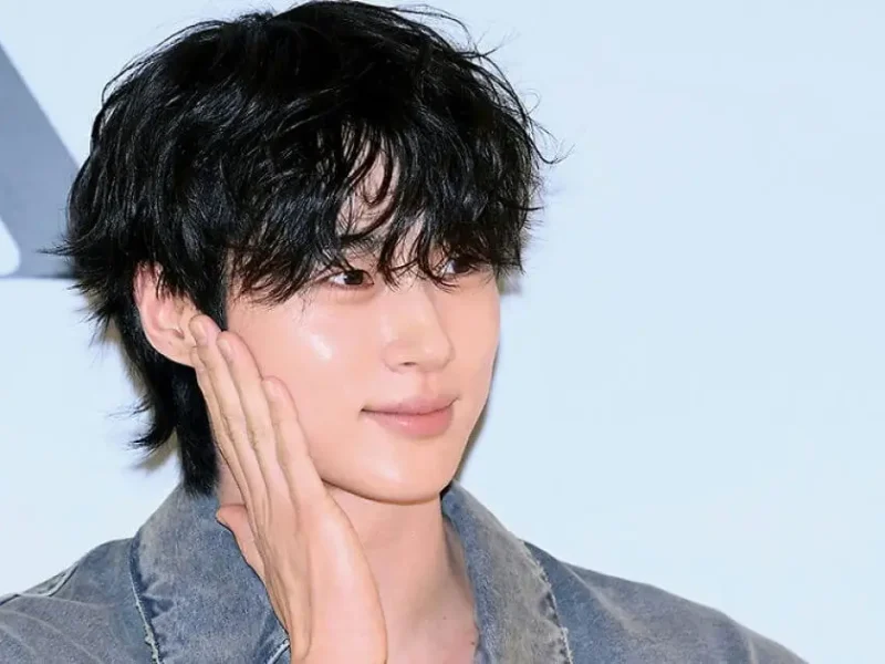 byun wooseok airport bodyguards fined