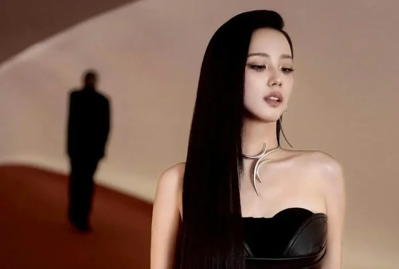 blackpink jisoo eyes closed duet teaser