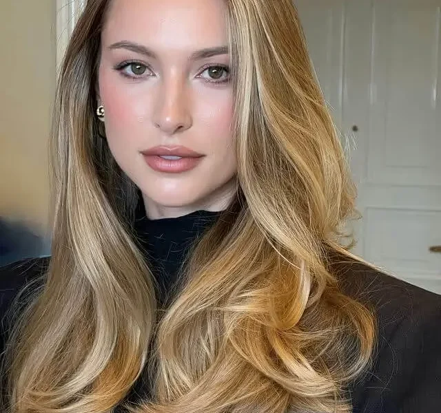 eve jobs milan fashion week viral photo