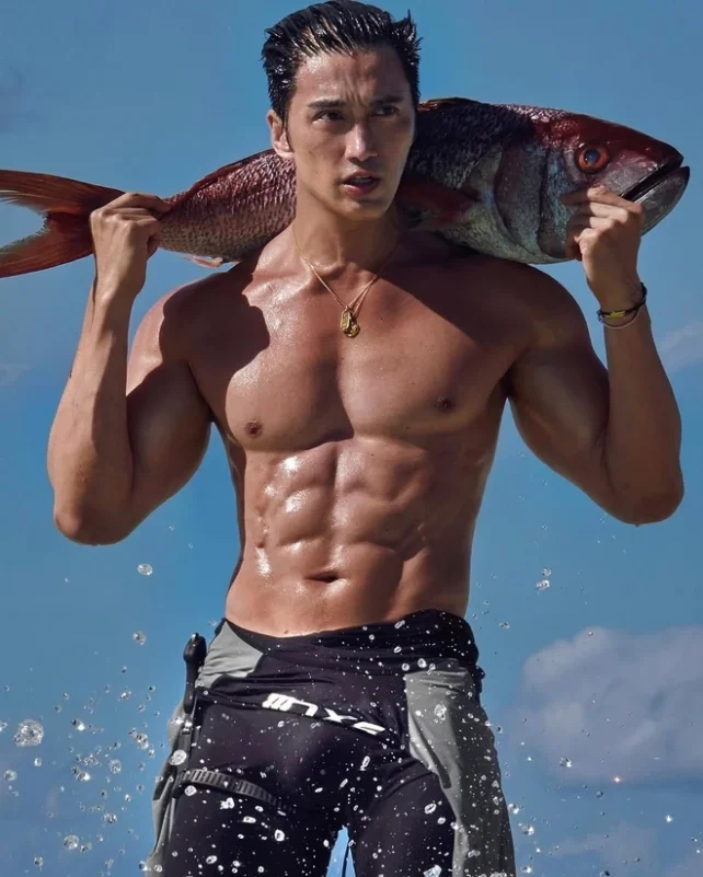 Chuando Tan youthfulman' 'fish' 'fitness' 'wet' 'abs.