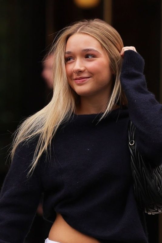 Harper Beckham beautyperson' 'woman' 'blonde' 'sweater' 'casual.