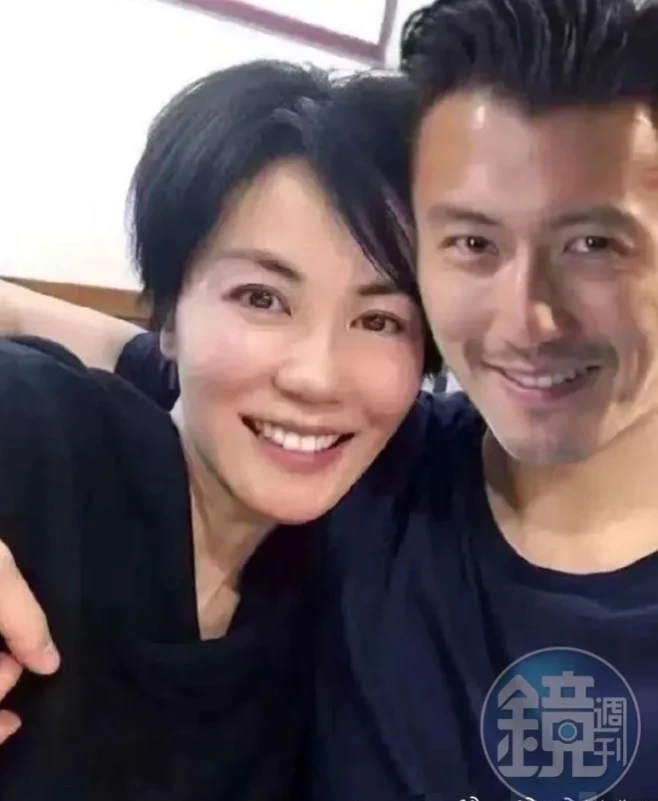 Nicholas Tse Faye Wongpeople' 'smiling' 'selfie' 'happy' 'close' 'up.