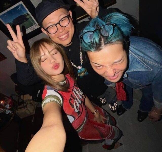 G-Dragon and BLACKPINK Lisa friendshippeople' 'selfie' 'indoors' 'party' 'glasses.