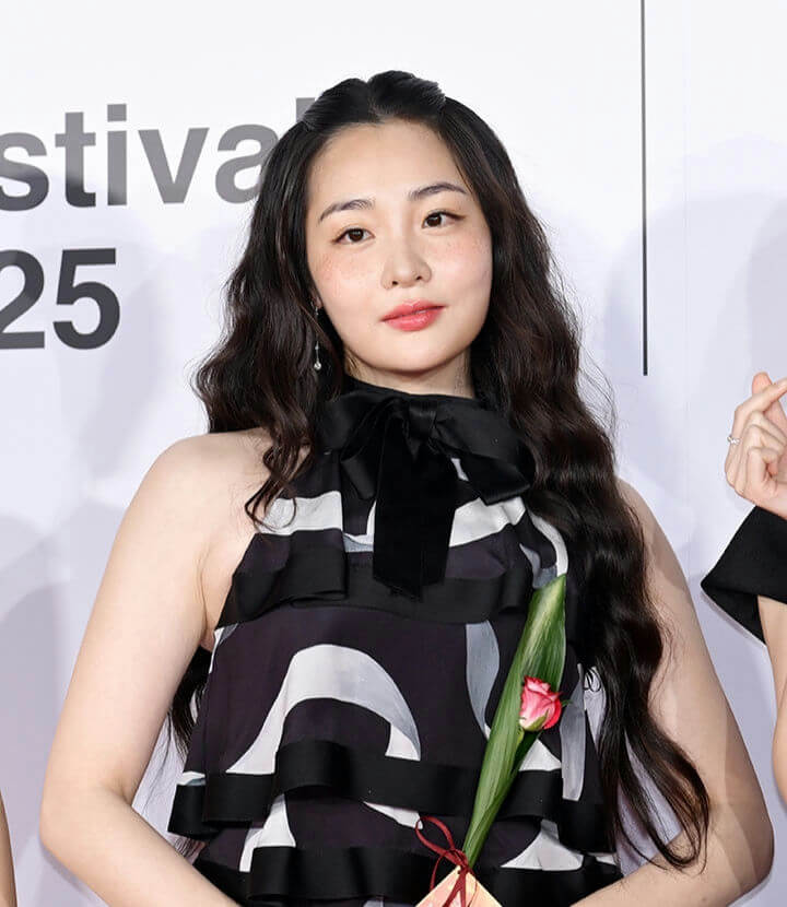 kim minha red carpet fashion