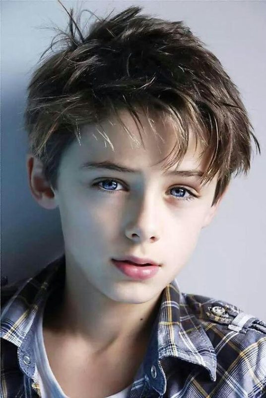 people-boy-A-blue eyes-A-brown hair-A-plaid shirt-B-close-up portrait
