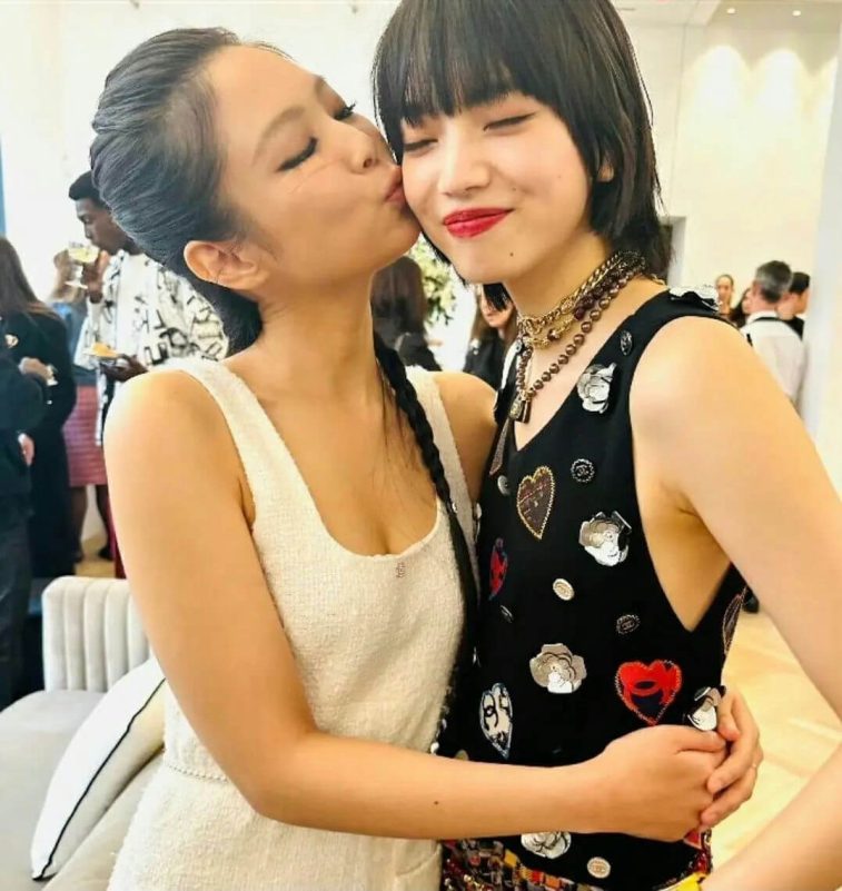 people-Jennie Kim-A-kiss on cheek-A-Yara Nakagawa-B-hugging-B-black embellished dress-C-white tweed dress