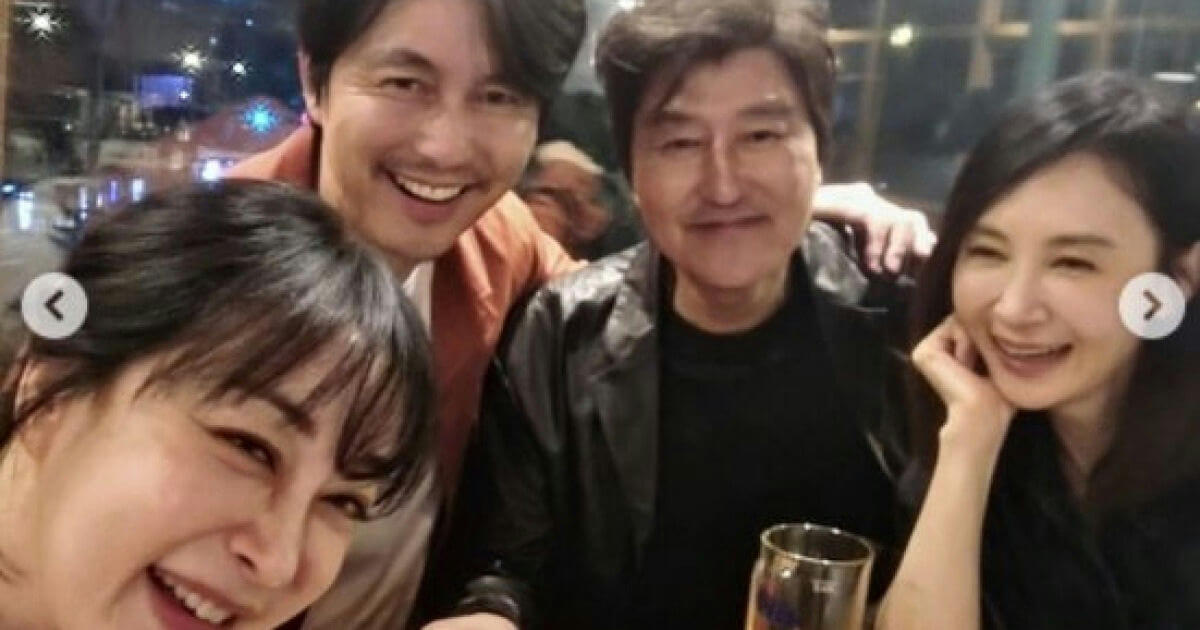 jung woo sung thick mustache