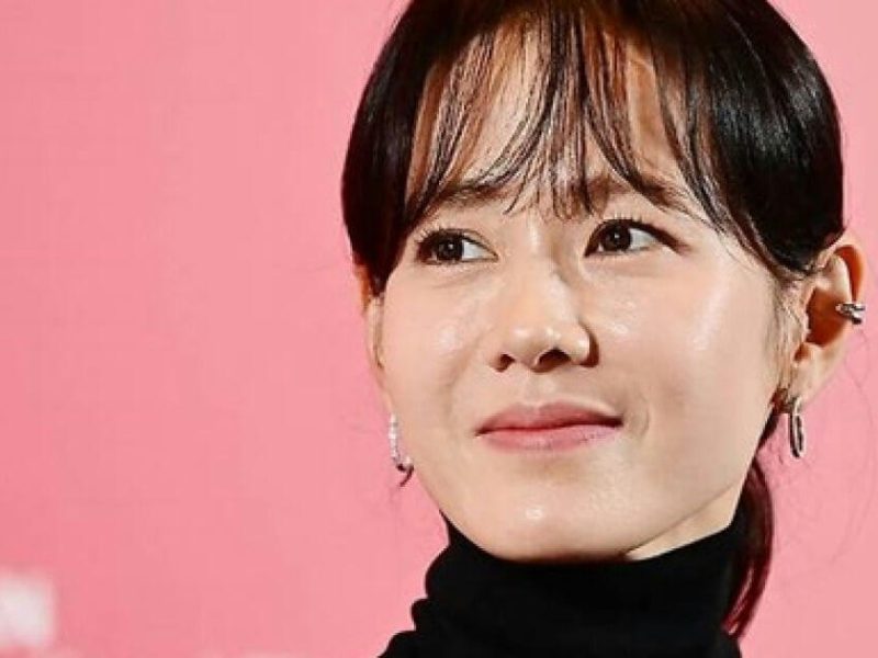 son ye jin no other choice comeback box office success hyun bin