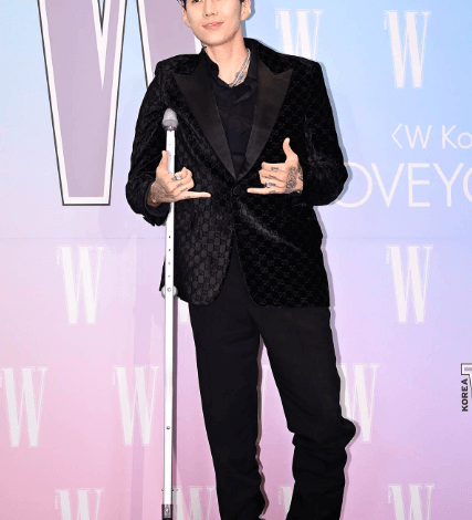 jay park mommae breast cancer awareness controversy