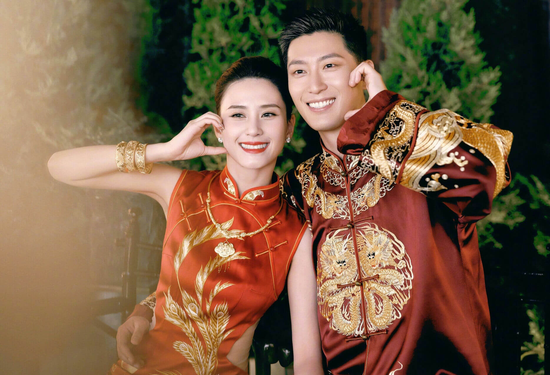 people-A-couple-A-Chinese traditional wedding attire-B-red Qipao-C-maroon Tangzhuang