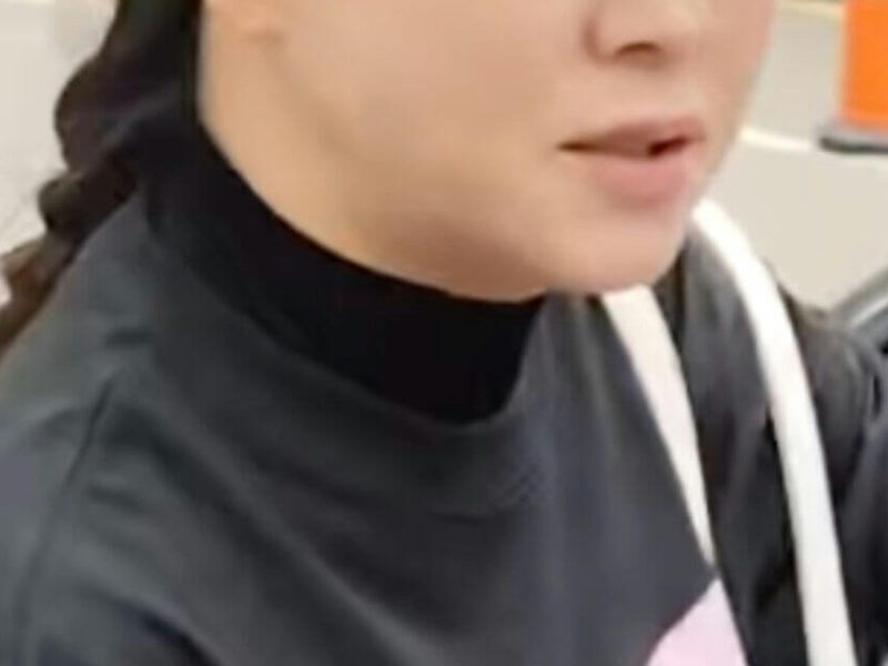 song ji hyo appearance criticism