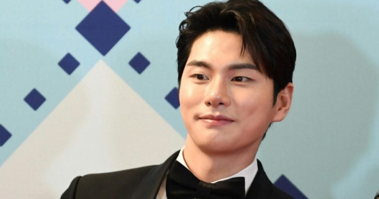 lee yi kyung scandal