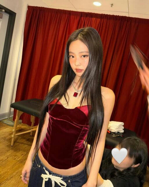 people-Jennie (Blackpink)-A-long black hair-A-dark red velvet corset top-B-low-rise dark denim jeans with white tie-C-ruby pendant necklace