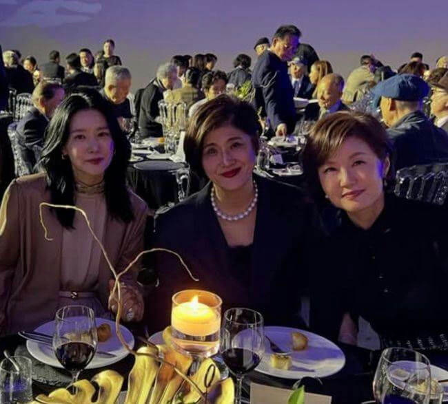 EJAE mother Shin Hye-jin Beautiful Artist Awards